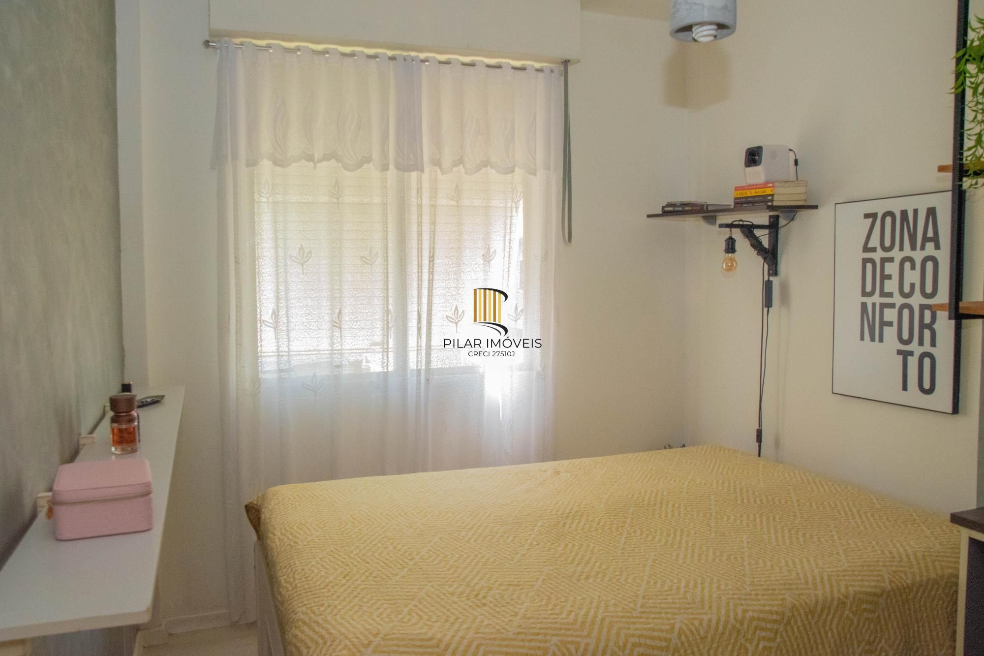 Apartamento 1 quarto, reformado, 35m² privativos - Bairro Camaquã