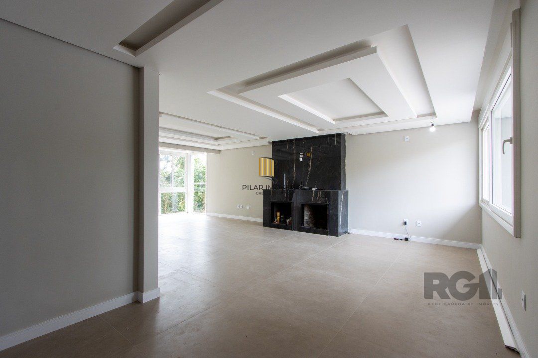 Casa | 3 quartos | 2 Suítes | 4 vagas cobertas | 260m2 Privativos | Bairro Santa Tereza