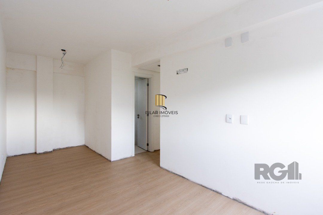 Apartamento para Venda - 71m², 2 dormitórios, sendo 1 suites, 2 vagas - Camaquã