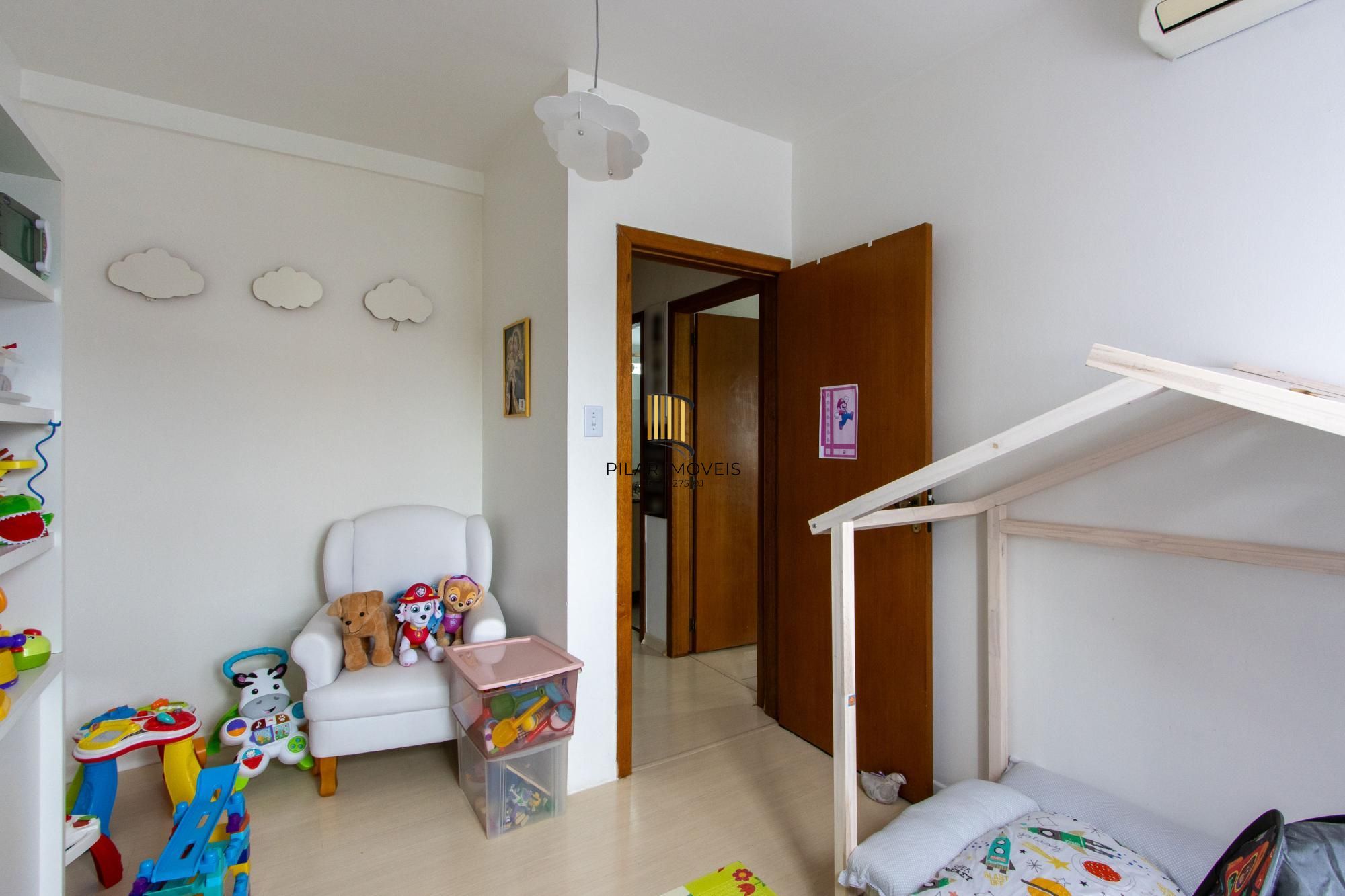 Sobrado no Lagos de Nova Ipanema com 149,54m², possui 03 dormitórios, sendo 1 suíte, garagem para 3 carros