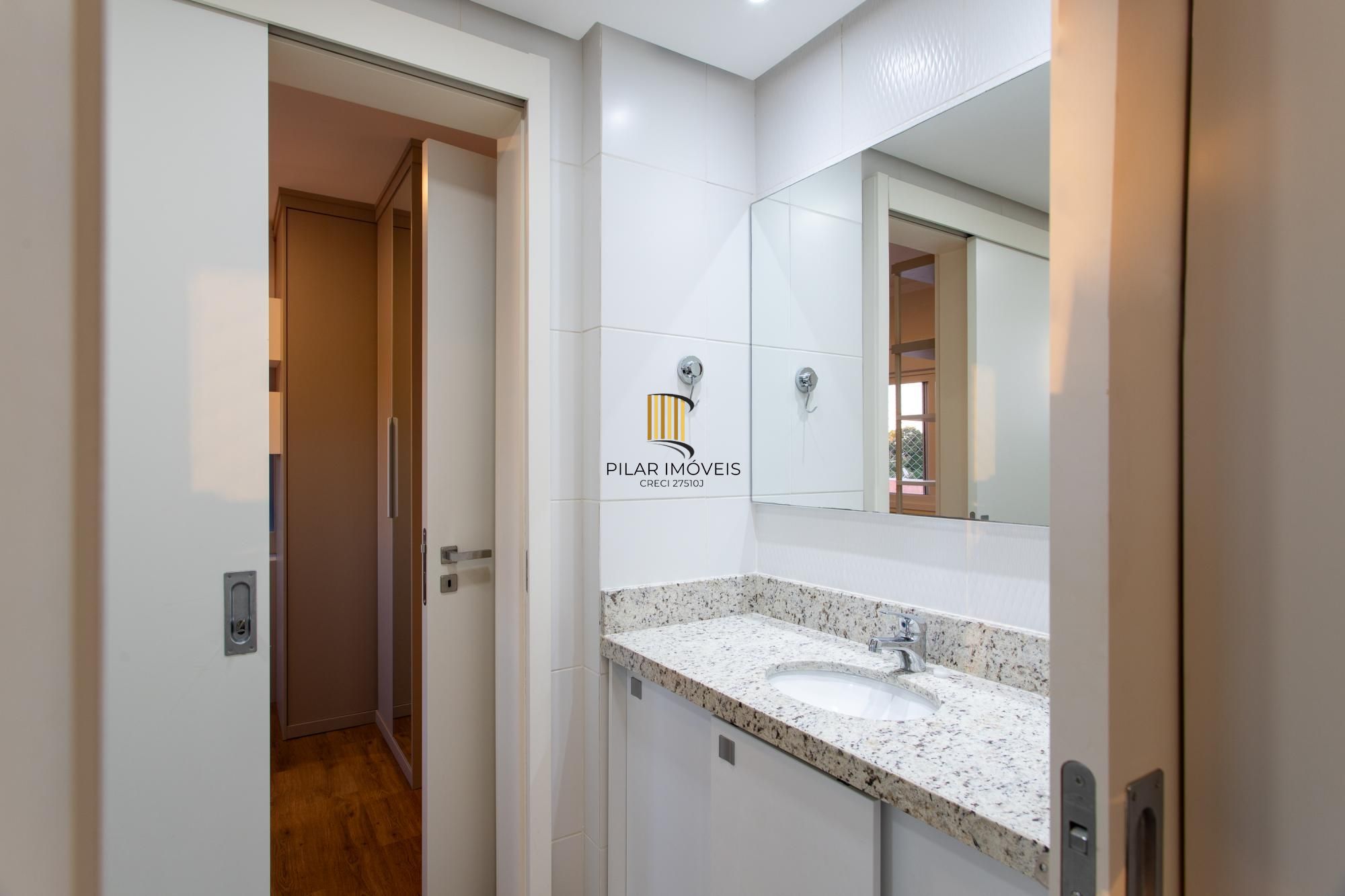 Excelente apartamento de 3 quartos, 1 suíte e 2 vagas de garagem cobertas.