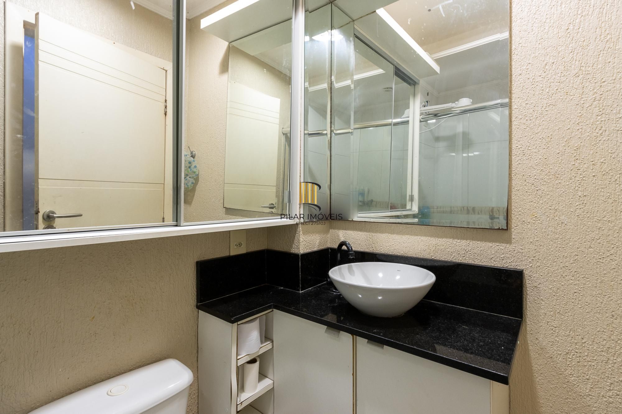 Casa 3 dormitórios no bairro Cristal