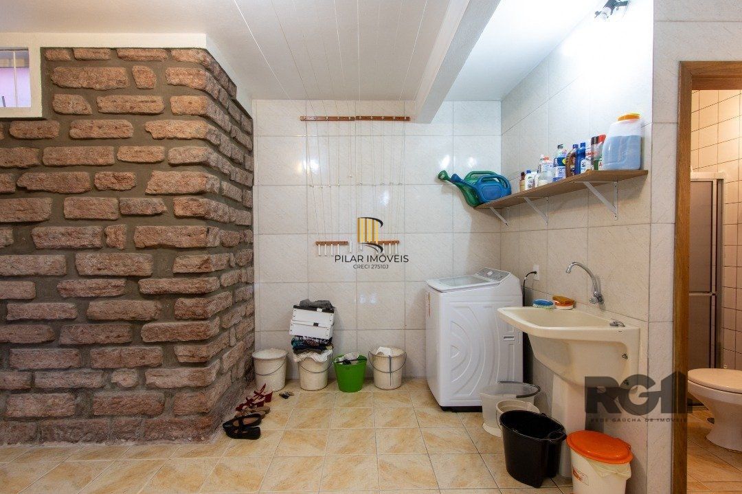Casa de Condomínio 3 dormitórios no bairro Tristeza