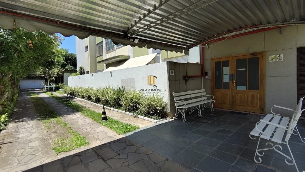 Apartamento de 1 dormitório e 1 vaga escriturada no bairro Camaquã.