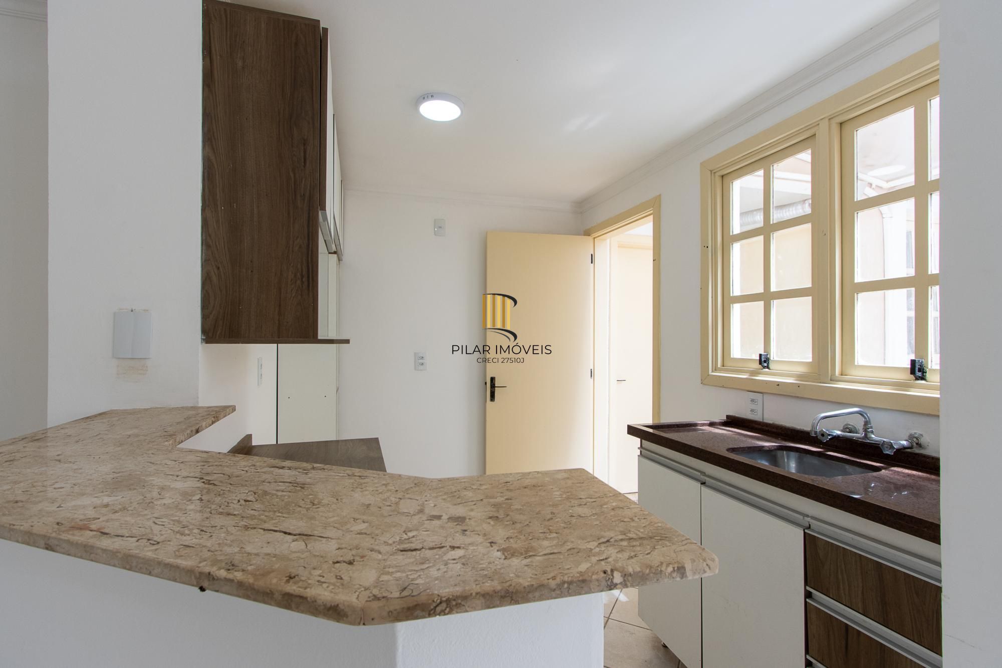 Casa em condomínio, 3 dormitórios (1 suite) 2 vagas - Jardim Isabel