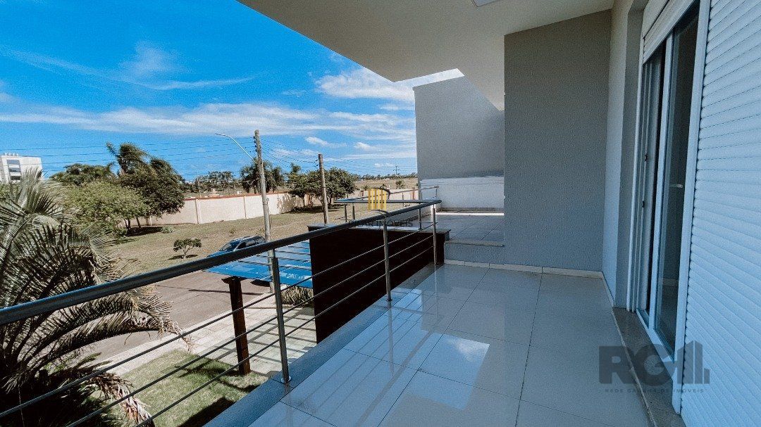 Casa de Condomínio 5 dormitórios no bairro Zona Nova
