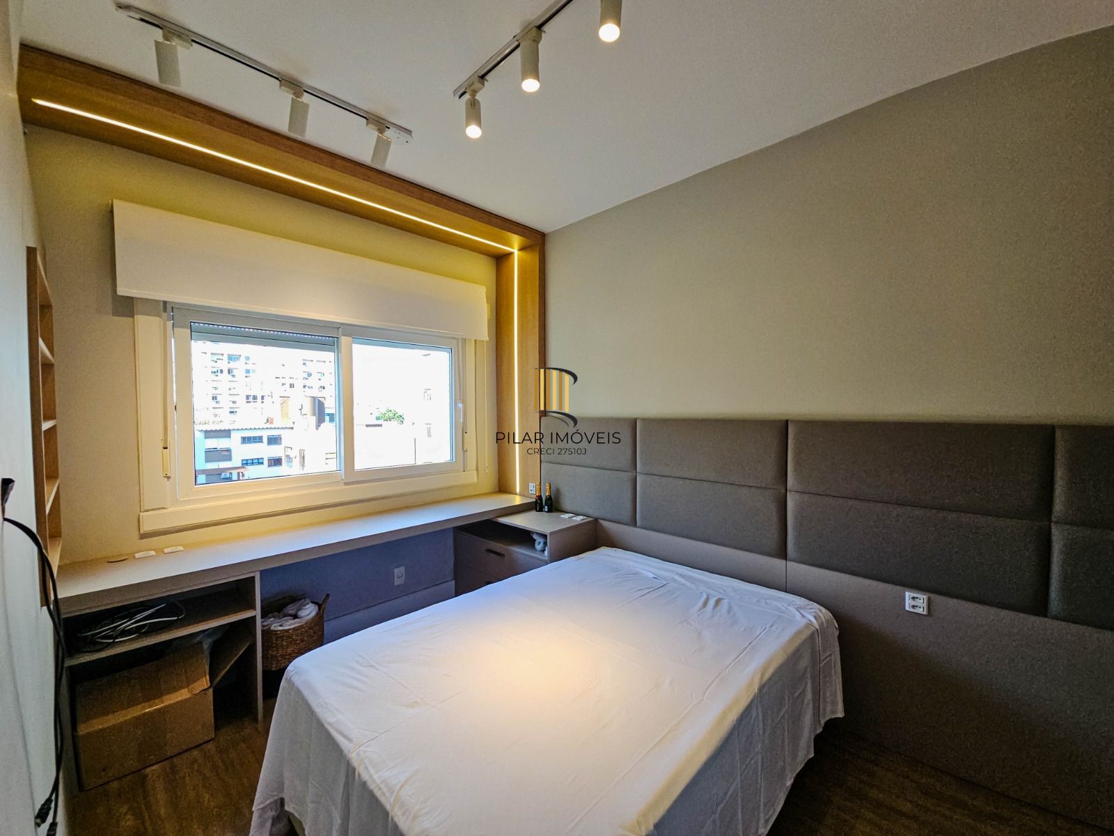 Apartamento com 202m², 3 suítes, lareira, churrasqueira, 3 vagas, infraestrutura completa, no Bela Vista.