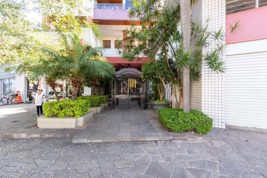 Apartamento para Venda - 104m², 3 dormitórios, sendo 1 suites, 1 vaga - Floresta