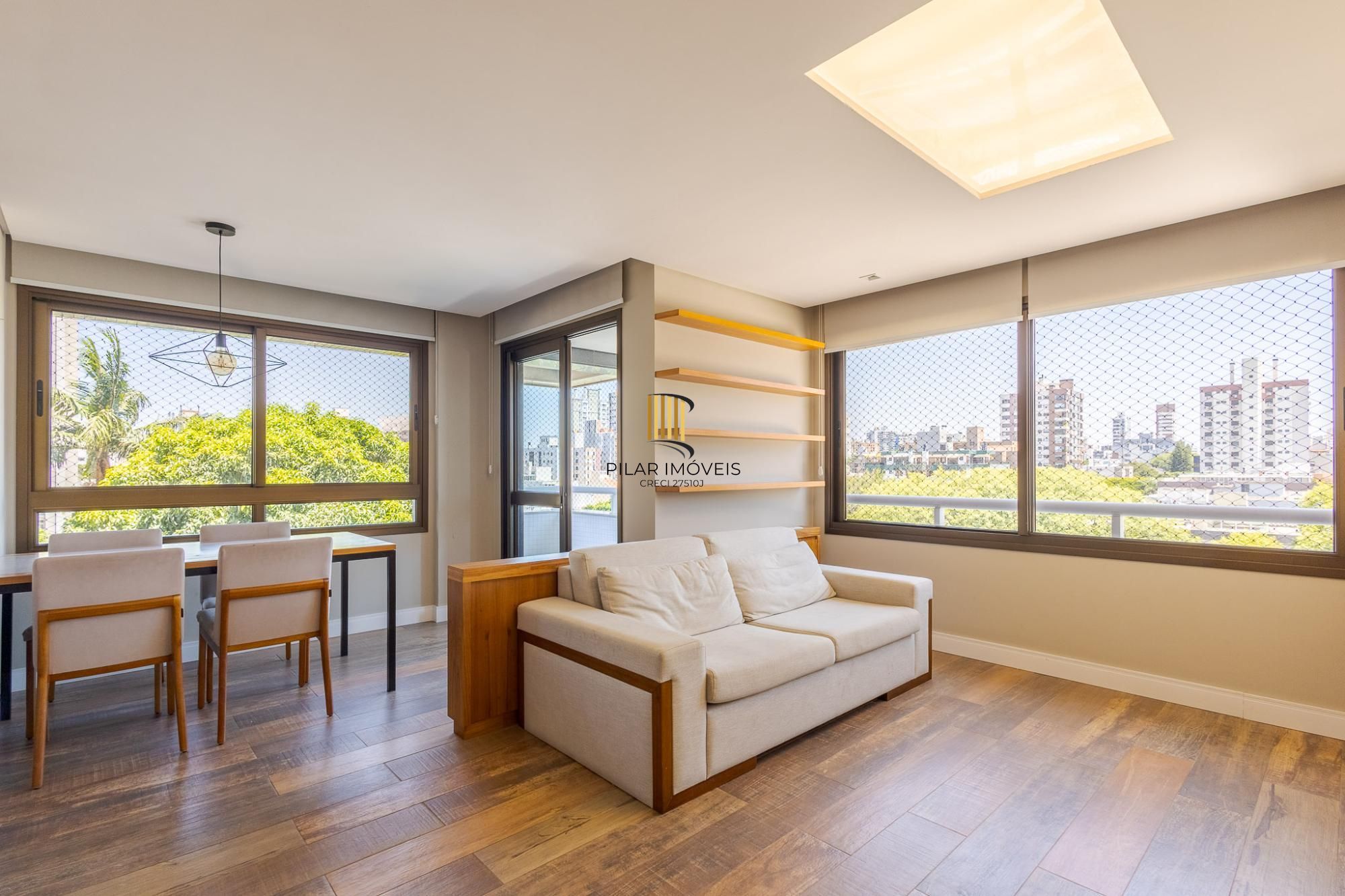 Apartamento 2 dormitórios no Petrópolis