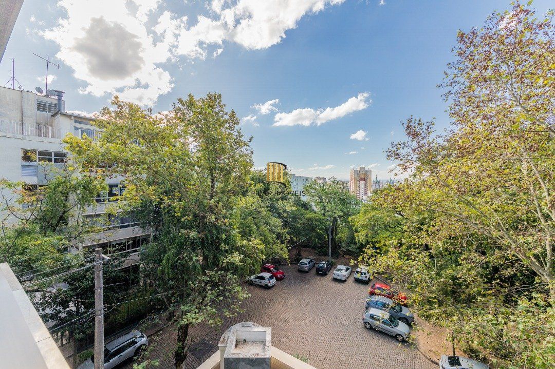 Apartamento 4 dormitórios no bairro Moinhos de Vento