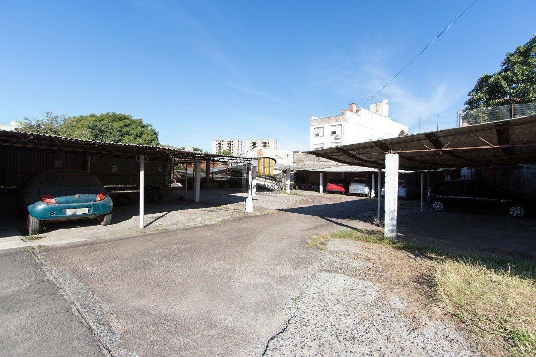 Casa Comercial para Venda - 112m², 3 dormitórios, 2 vagas - Medianeira
