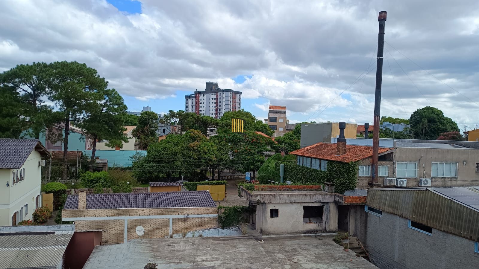 Apartamento 01 dormitório com box carro