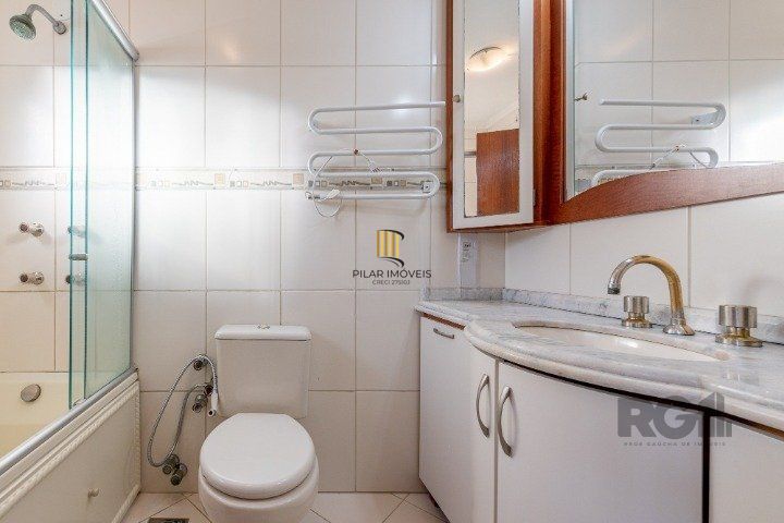 Casa de Condomínio 3 dormitórios no bairro Tristeza