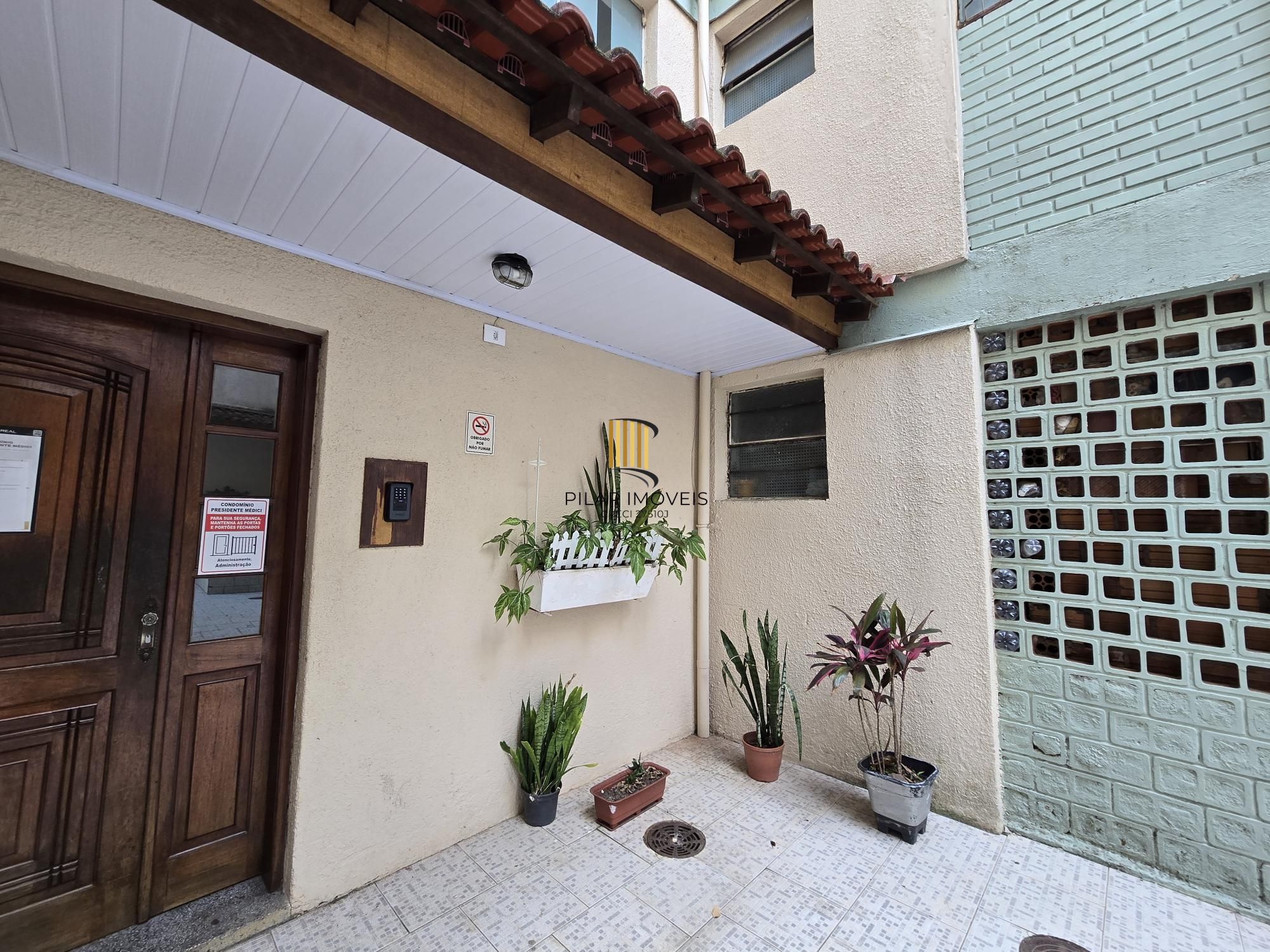 Apartamento no Cristal com 3 quartos e vaga rotativa