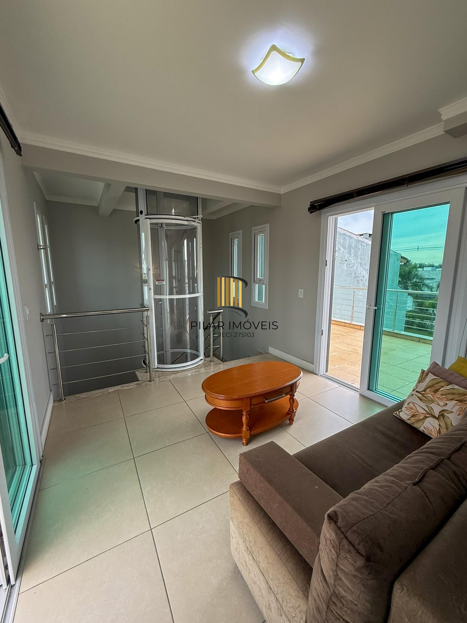 Casa no Lagos de Nova Ipanema com Elevador