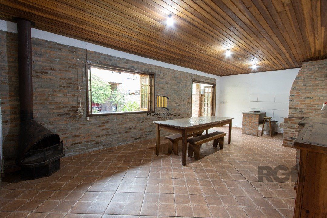 Casa para Venda - 267.81m², 3 dormitórios, sendo 1 suites, 4 vagas - Ipanema