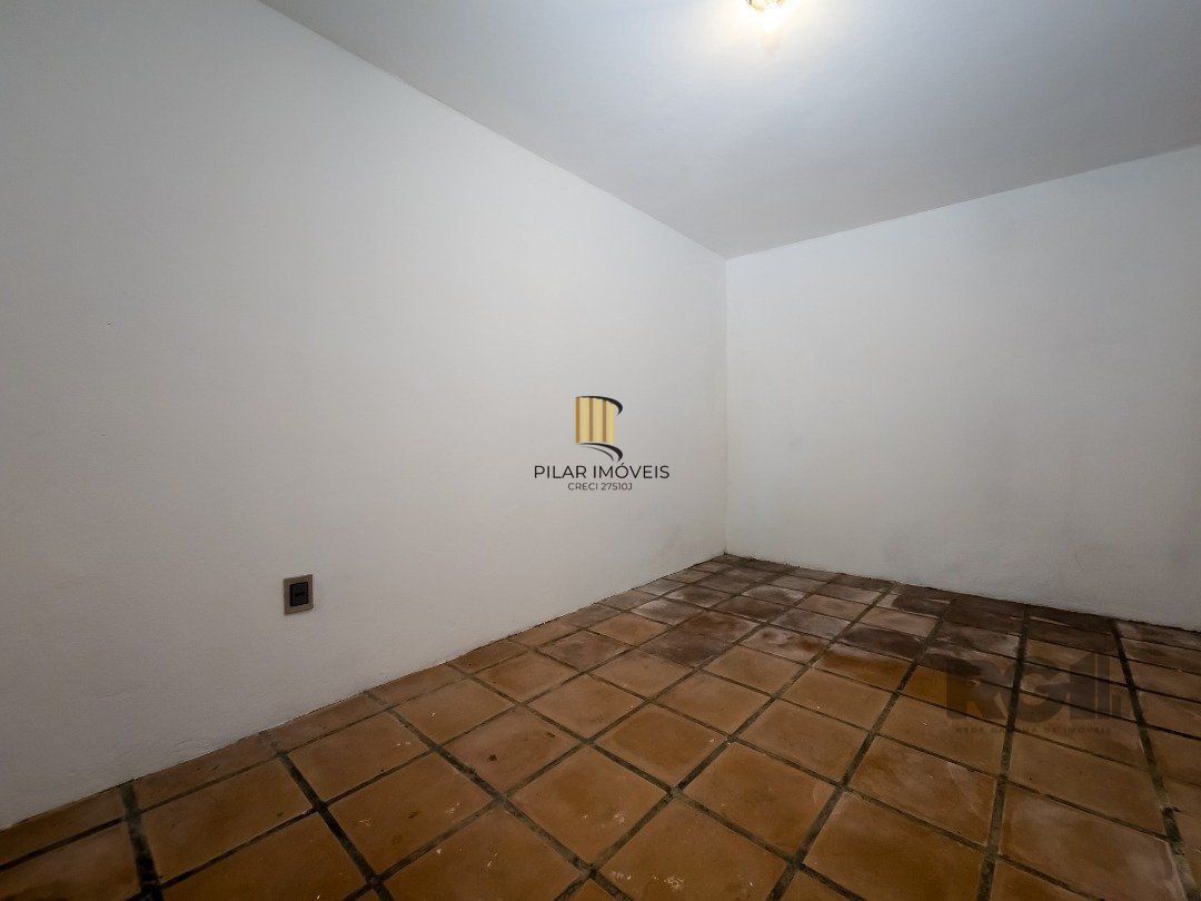 Casa 4 dormitórios no bairro Teresópolis
