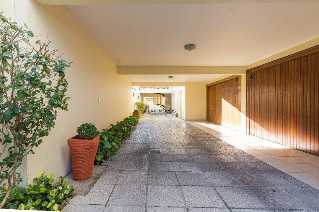 Casa Condominio para Venda - 191m², 3 dormitórios, sendo 1 suites, 2 vagas - Tristeza