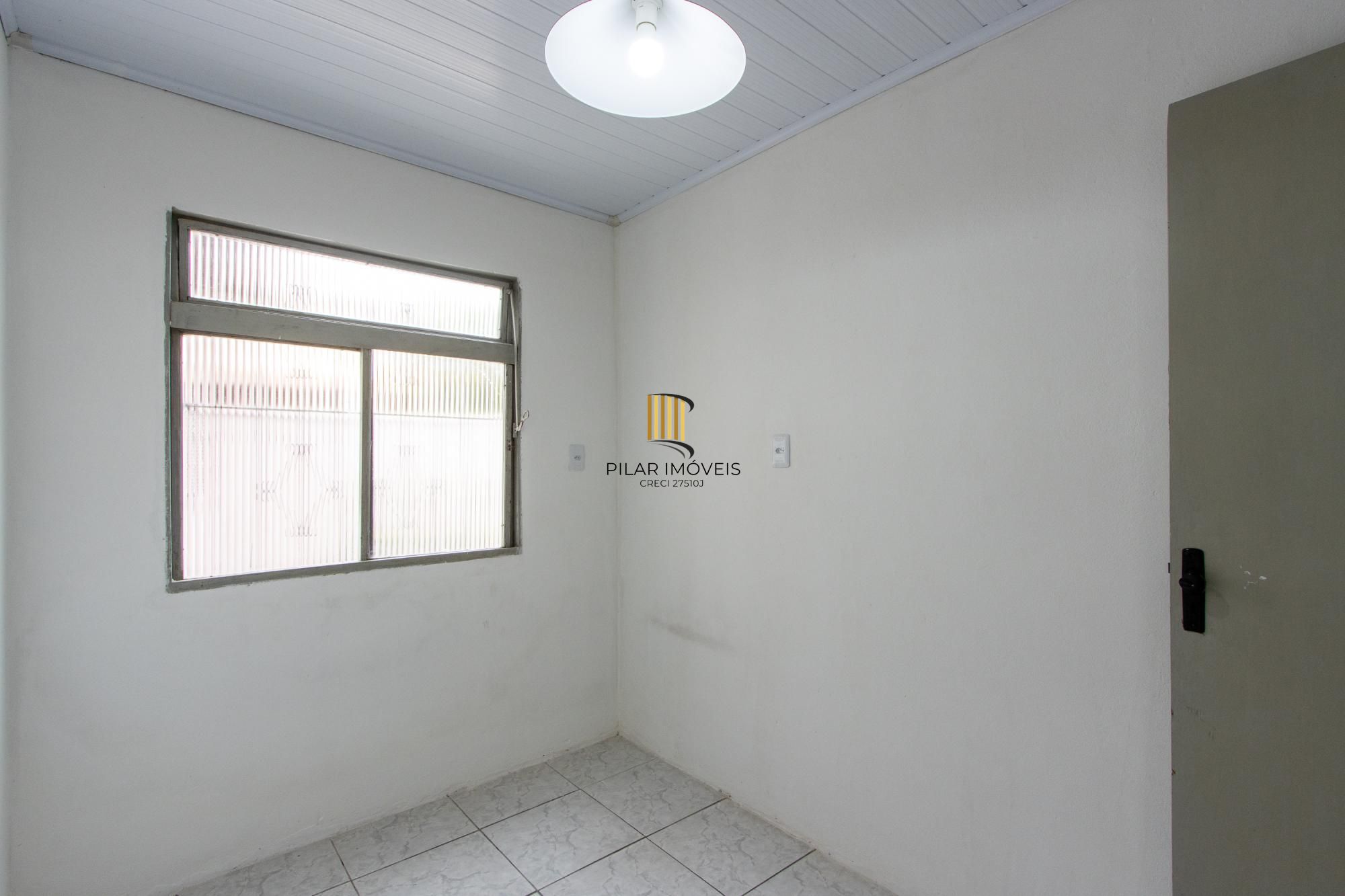 CASA TRÊS DORMITÓRIOS NA RESTINGA NOVA