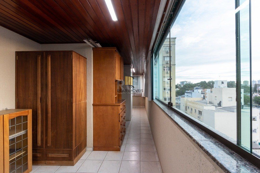 Cobertura para Venda - 247.08m², 3 dormitórios, sendo 1 suites, 2 vagas - Vila Ipiranga