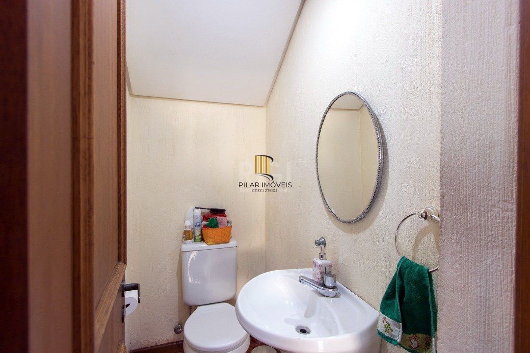 Casa Condominio para Venda - 195m², 2 dormitórios, sendo 1 suites, 2 vagas - Tristeza