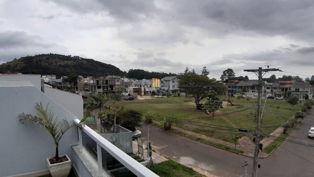Casa para Venda - 157m², 3 dormitórios, sendo 3 suites, 2 vagas - Guarujá