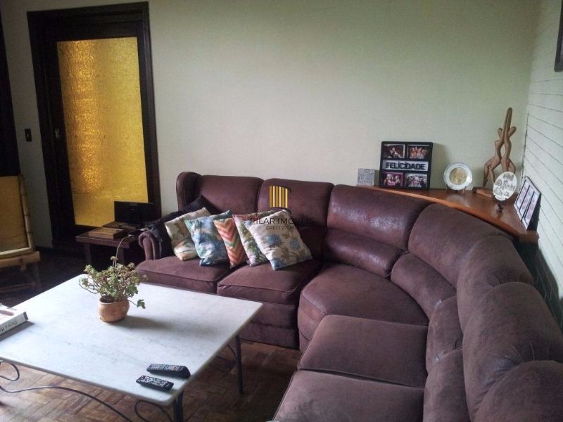 Casa para Venda - 400m², 3 dormitórios, sendo 1 suites, 2 vagas - Cristal