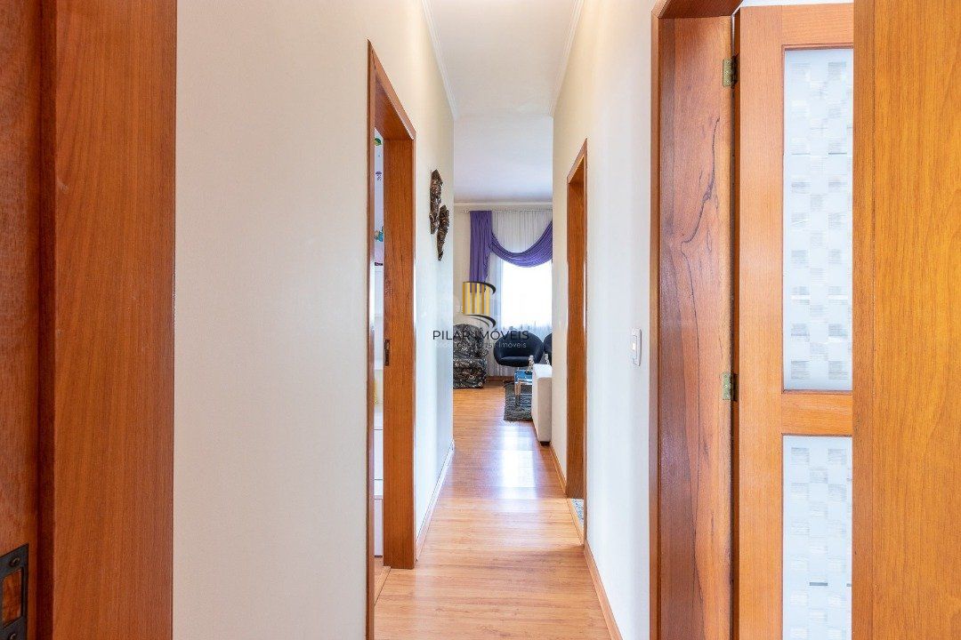 Casa para Venda - 213m², 2 dormitórios, sendo 1 suites, 2 vagas - Hípica