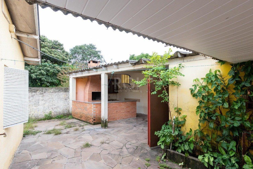 Casa 3 dormitórios no bairro Vila Nova