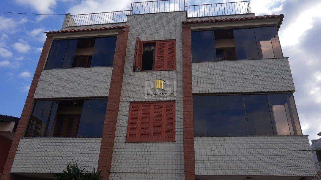 Cobertura para Venda - 182m², 4 dormitórios, sendo 1 suites, 2 vagas - São João