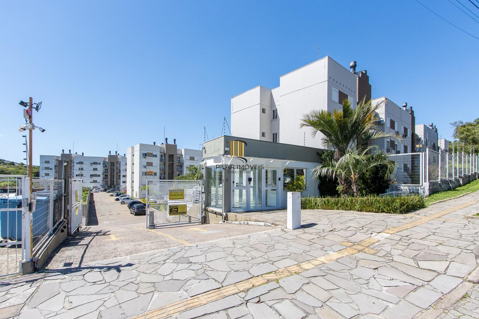 Apartamento de 2 dormitórios térreo