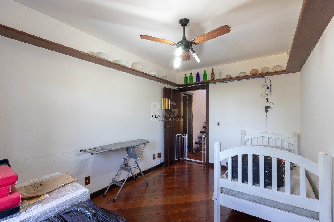 Casa Condominio para Venda - 331.2m², 4 dormitórios, sendo 4 suites, 2 vagas - Tristeza