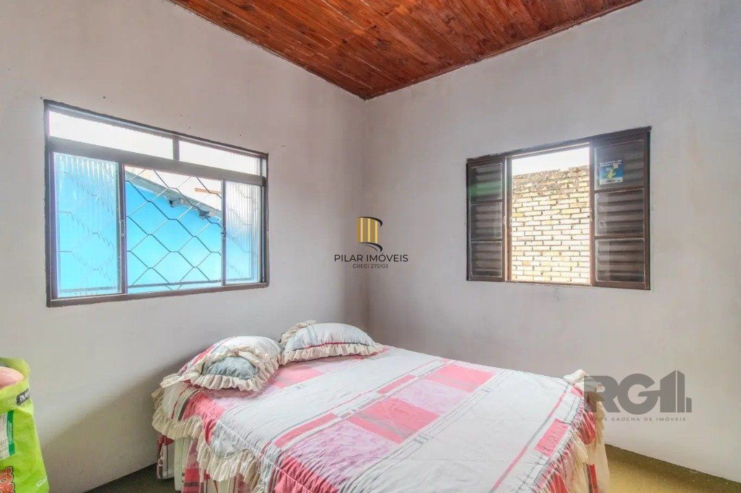 Casa para Venda - 251m², 5 dormitórios, 3 vagas - Nonoai