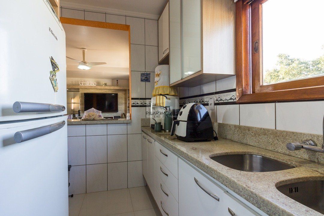 Casa Condominio para Venda - 191m², 3 dormitórios, sendo 1 suites, 2 vagas - Tristeza