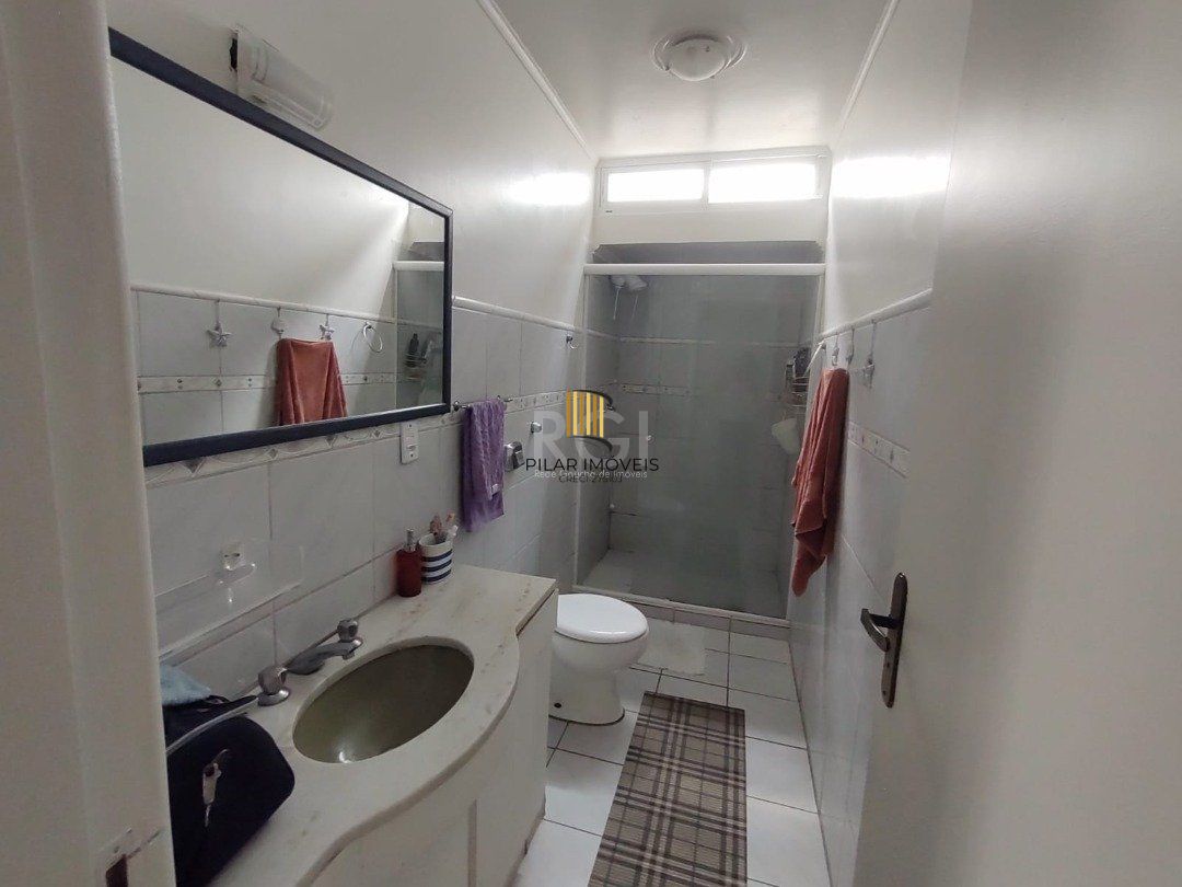 Casa para Venda - 200m², 4 dormitórios, sendo 1 suites, 3 vagas - Ipanema