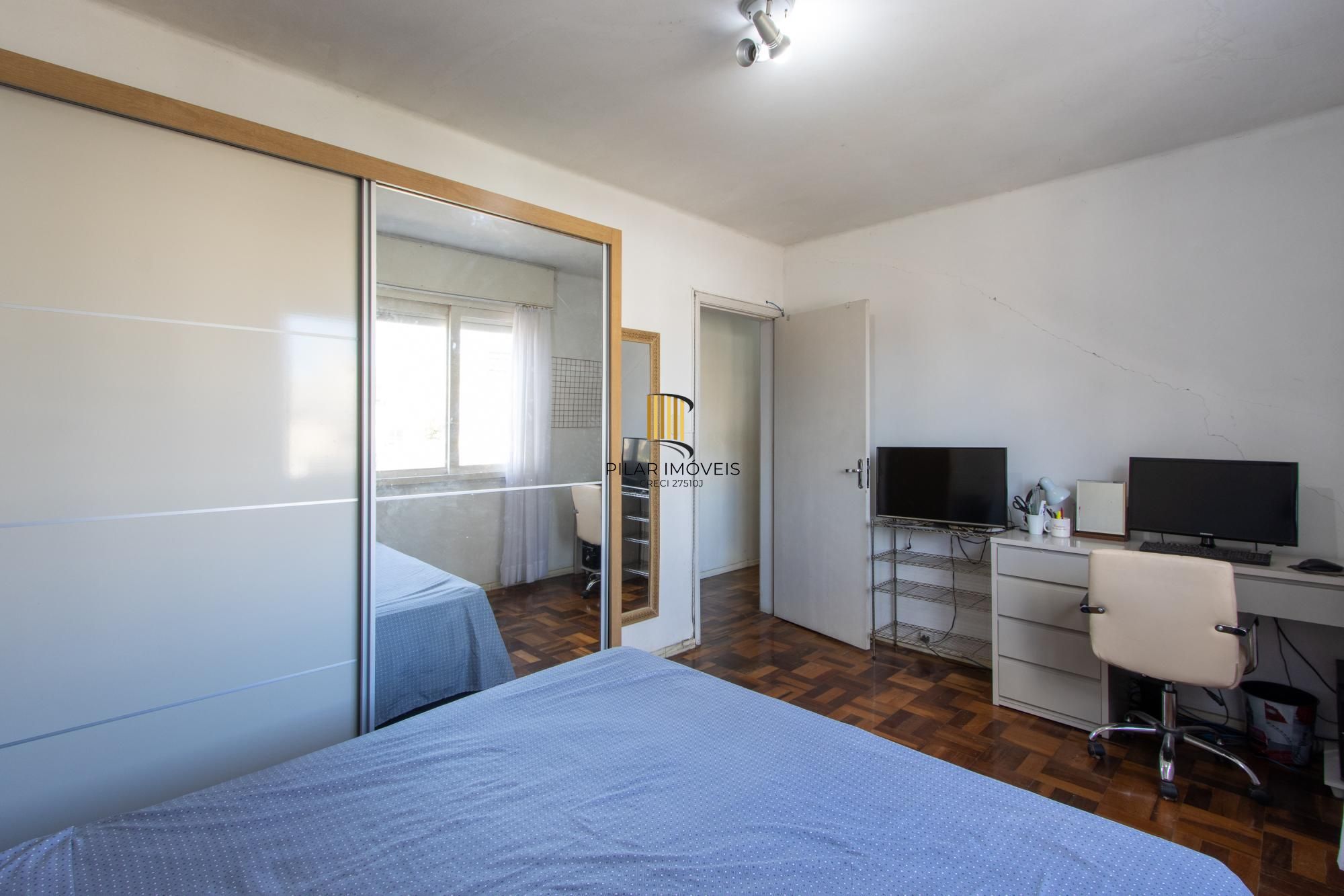 Apartamento de 3 dormitórios com uma vaga de garagem à venda no bairro Menino Deus – Porto Alegre