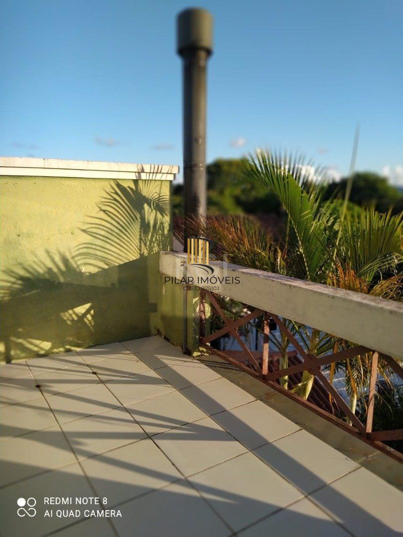 Casa de Condomínio 3 dormitórios no bairro Ipanema