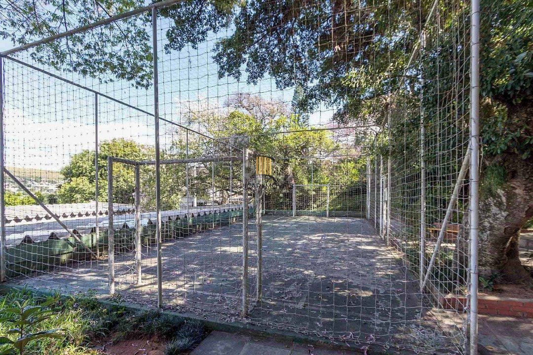 Apartamento no último andar com vista panorâmica, 2 dormitórios e até 4 vagas de garagem - Bairro Teresópolis, Zona Sul de Porto Alegre