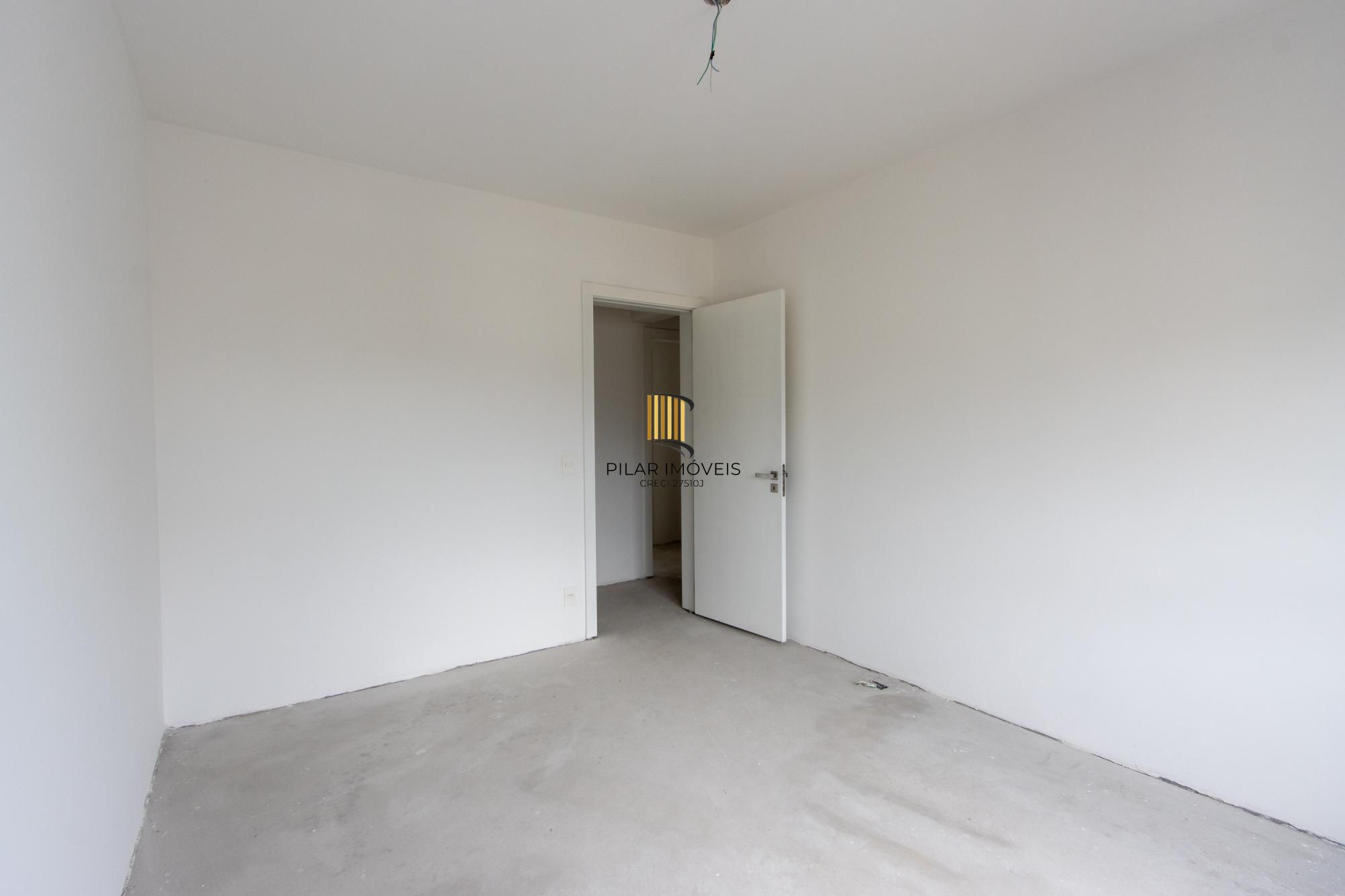 Apartamento 4 dormitórios no bairro Bela Vista