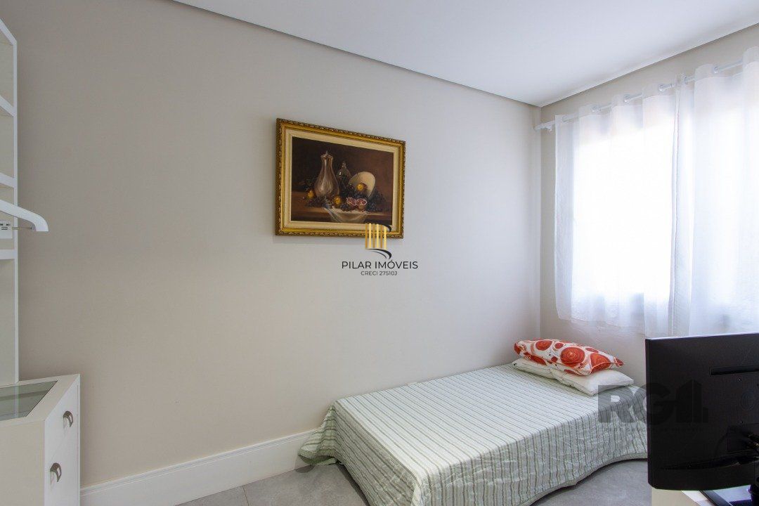 Excelente residência no Condomínio Terra Ville com aproximadamente 474,74m² privativos.