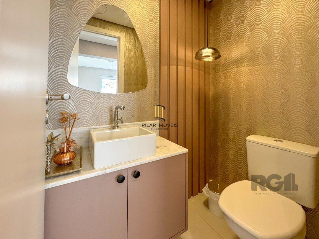 Apartamento para Venda - 138.33m², 3 dormitórios, sendo 1 suites, 3 vagas - Centro