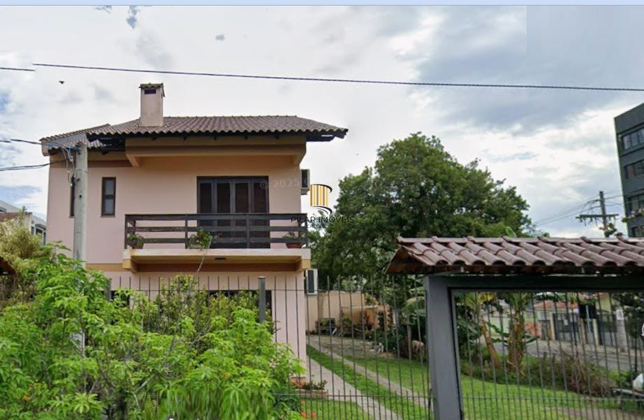 Casa Residencial ou Comercial, com 3 quartos (1 suite), 229m² privativos - Bairro Tristeza