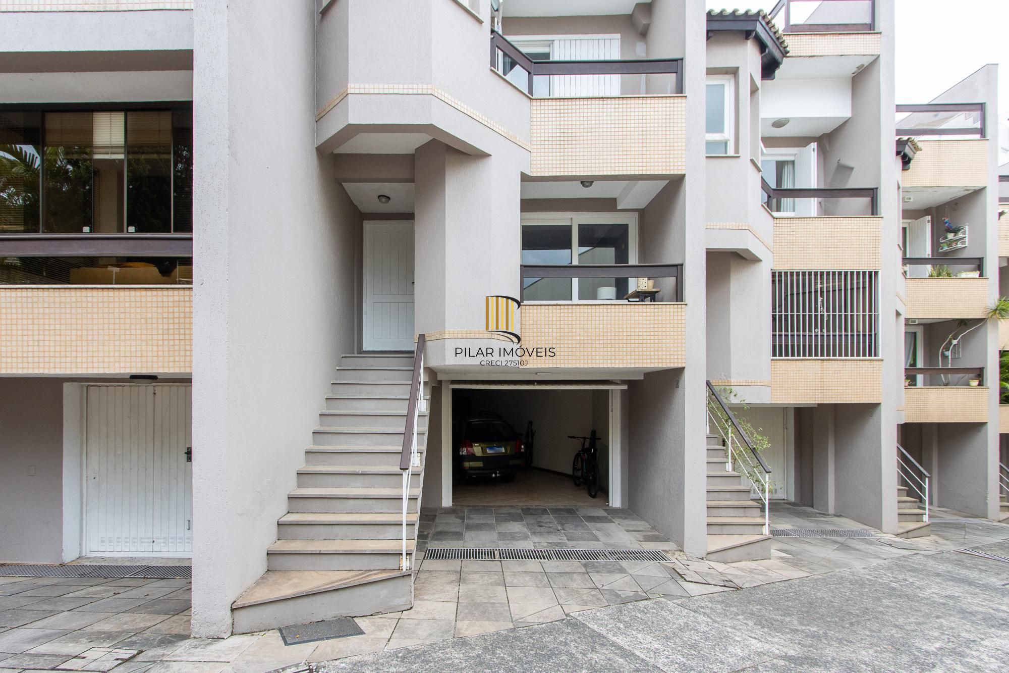 Casa de Condomínio 3 dormitórios no bairro Boa Vista