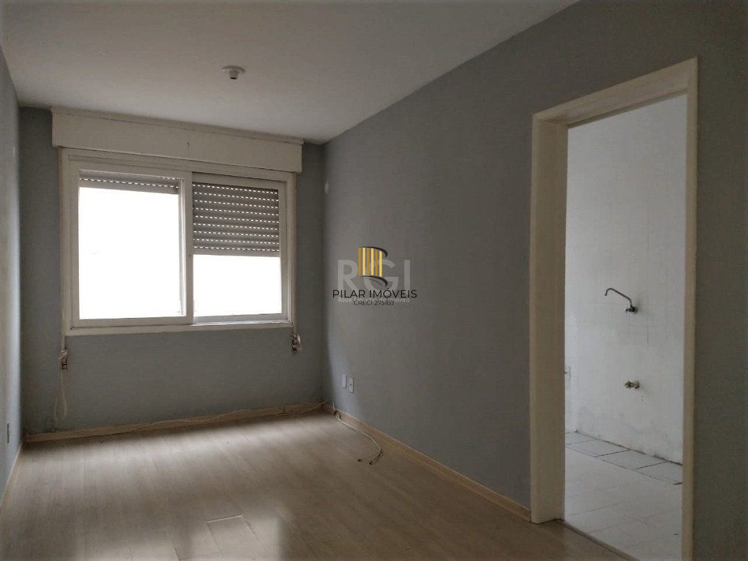 Apartamento para Venda - 42.2m², 1 dormitório, Camaquã