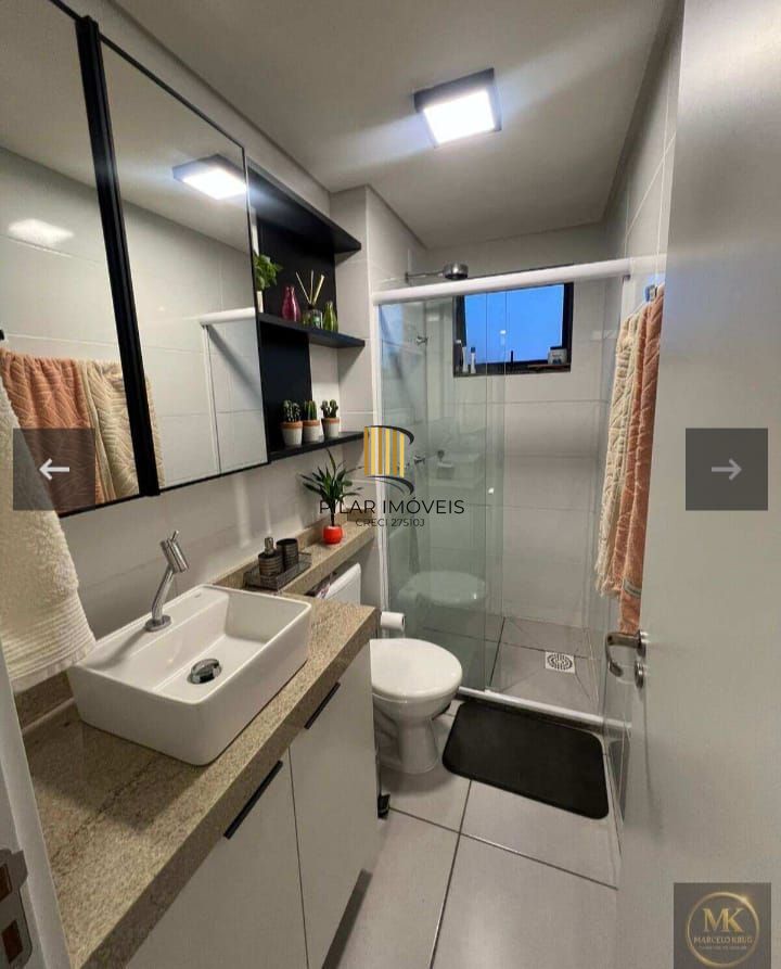 Apartamento 2 dormitórios no bairro Vila Nova