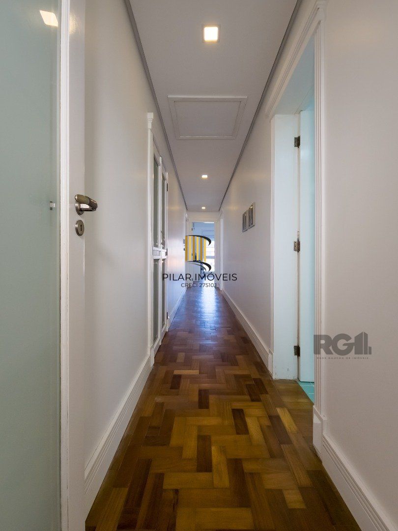 Casa 3 dormitórios no bairro Jardim Isabel