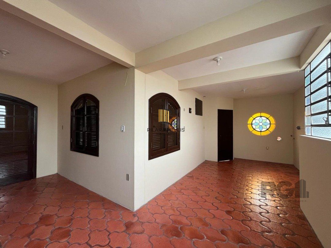 Casa 3 dormitórios no bairro Restinga
