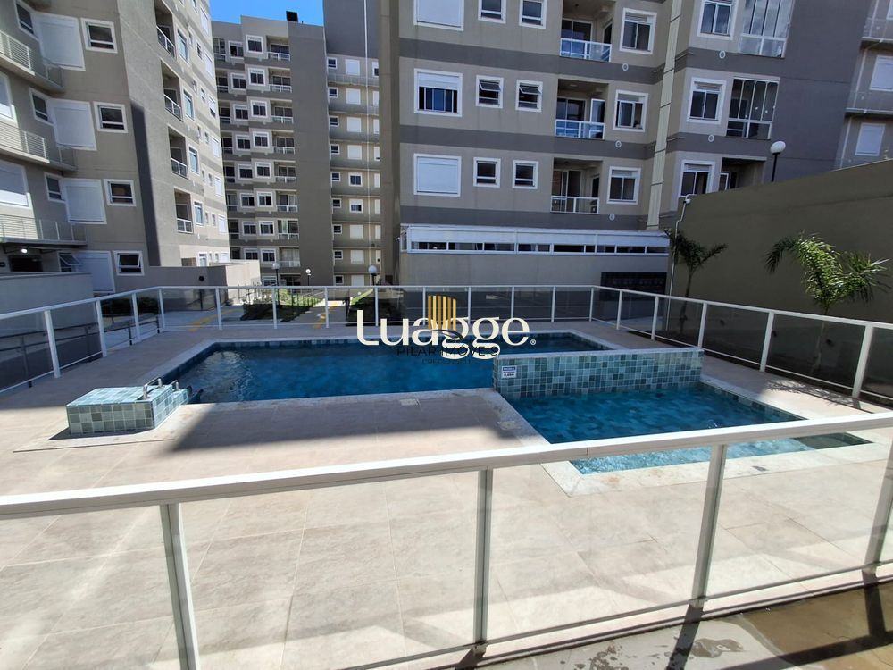 Apartamento no 5 andar de frente com 2 dormitórios