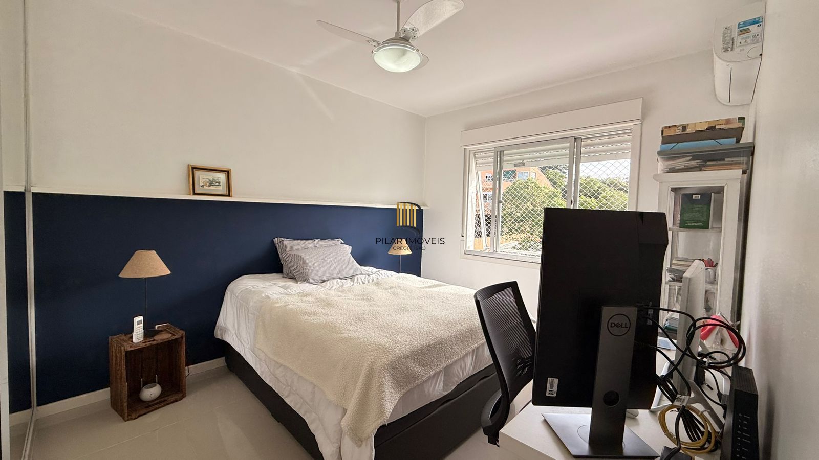 Apartamento reformando, 1 quarto, vaga coberta escriturada - Bairro Camaquã