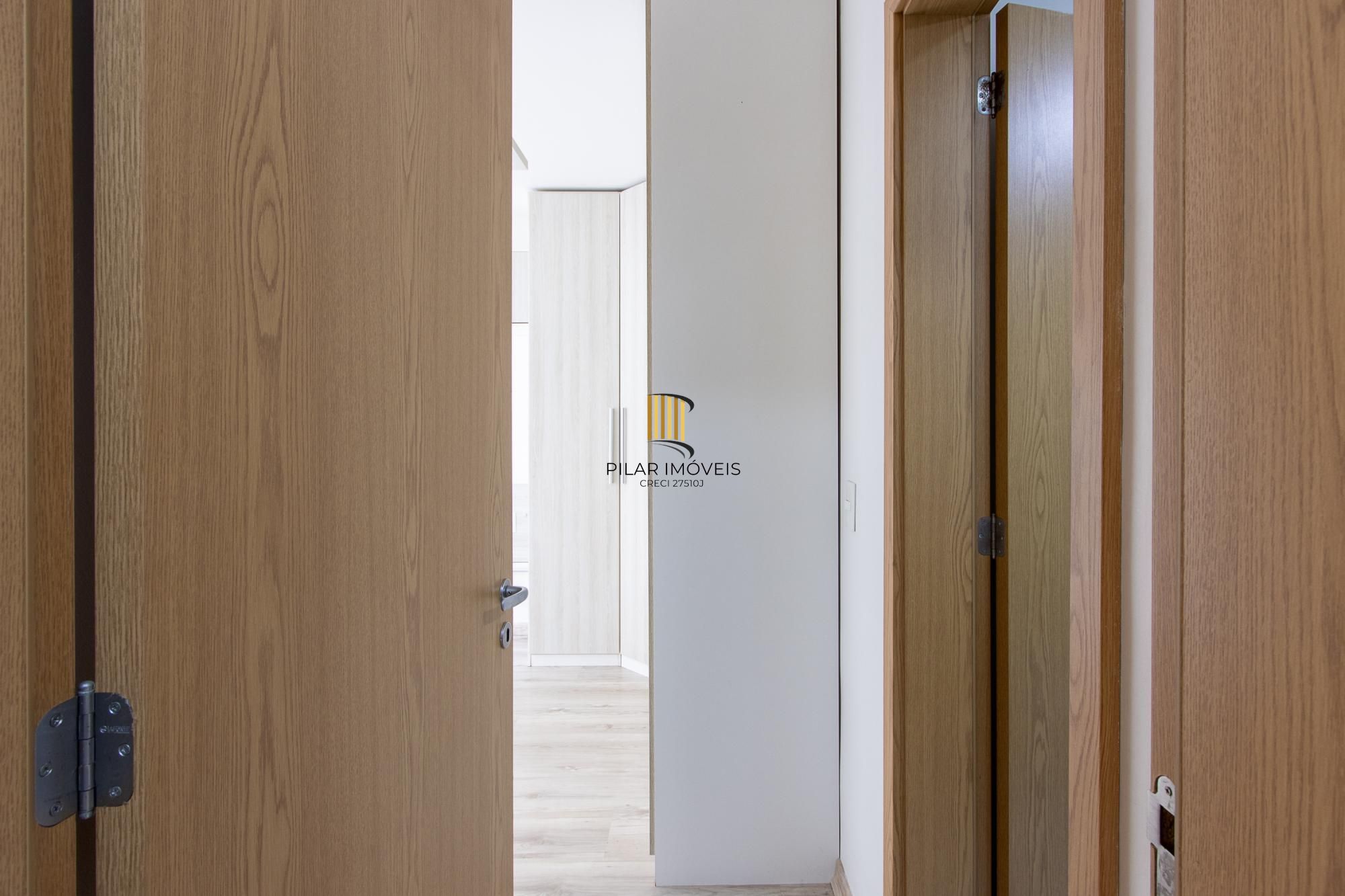 Apartamento com dois quartos e dois banheiros Zona Sul